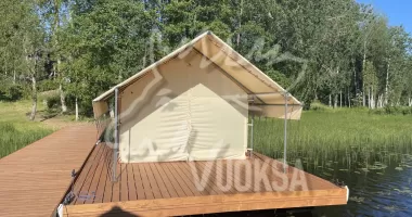 Глэмпинг на воде